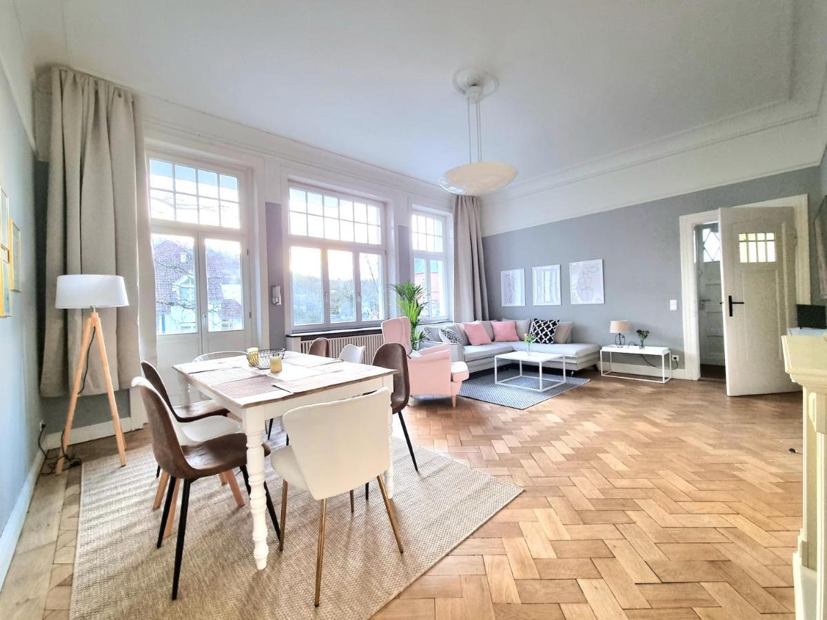 Charysma - Jugendstil Trifft Moderne, Schlafzimmer Mit Smart-Tv, Tischfussball, Darts, Parkplatz Hamelin Zewnętrze zdjęcie