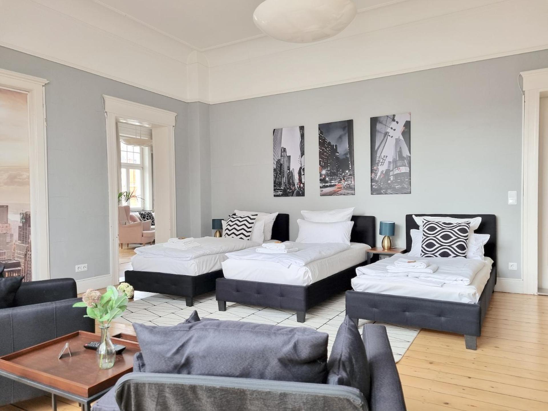 Charysma - Jugendstil Trifft Moderne, Schlafzimmer Mit Smart-Tv, Tischfussball, Darts, Parkplatz Hamelin Zewnętrze zdjęcie
