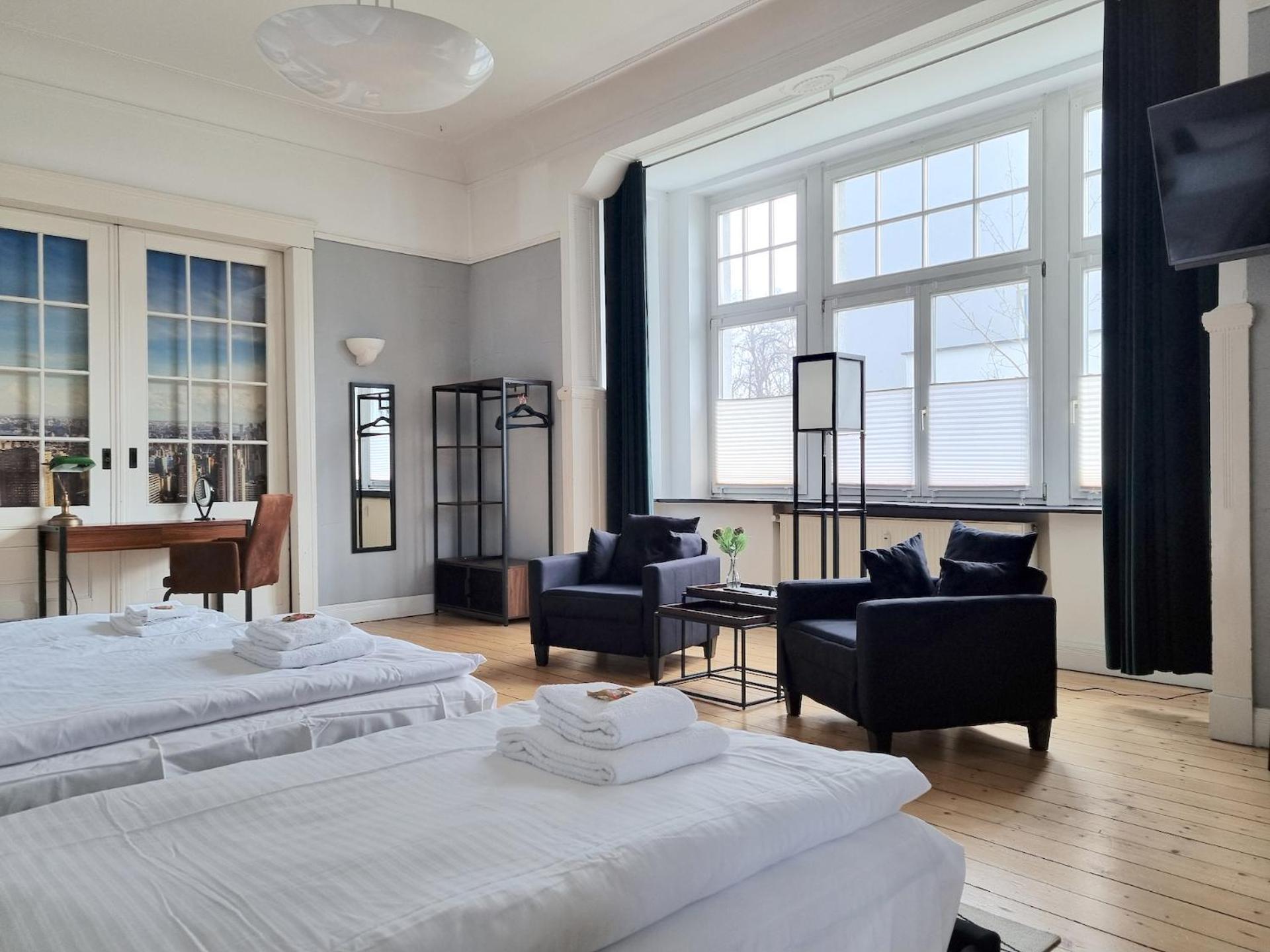 Charysma - Jugendstil Trifft Moderne, Schlafzimmer Mit Smart-Tv, Tischfussball, Darts, Parkplatz Hamelin Zewnętrze zdjęcie